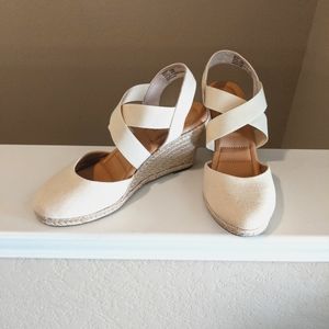 Off white Wedges